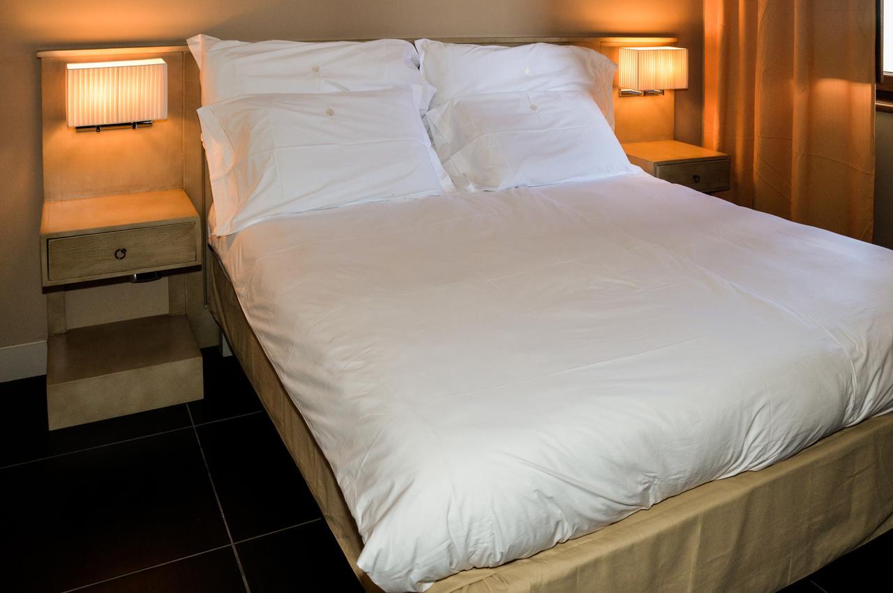 Roccamonfina Palace Hotel エクステリア 写真